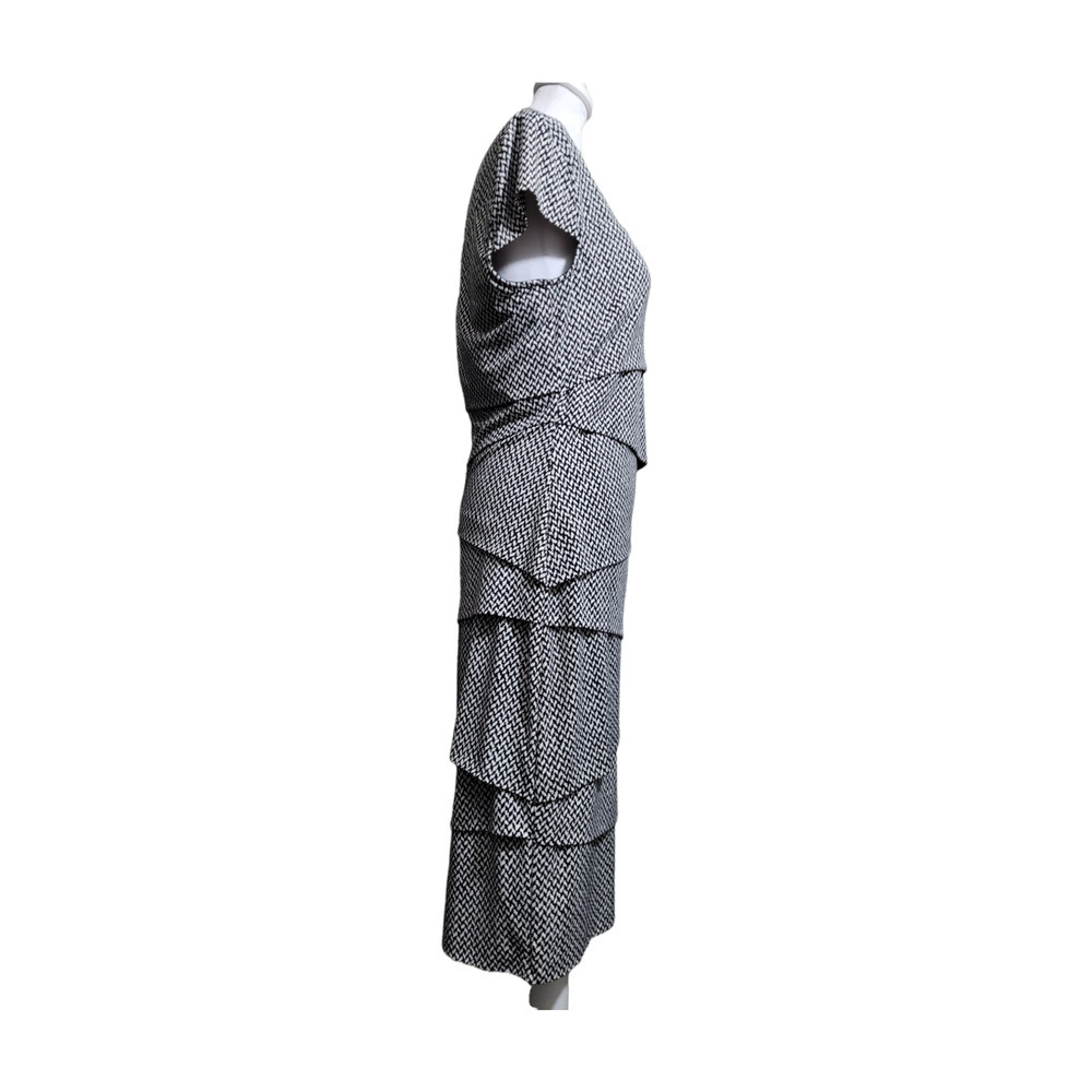 WHITE HOUSE BLACK MARKET Instantly Slimming Black & White Tiered Dress Sz. 12 - Picture 7 of 8
